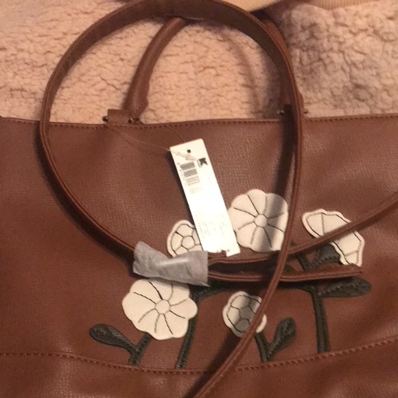 Cross body bag - Picture 2 of 4